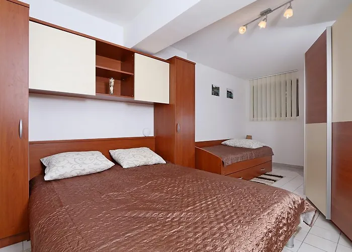 Intiv Apartman Malinska