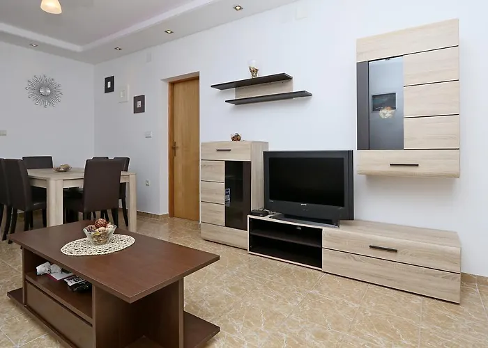 Intiv Apartman Malinska